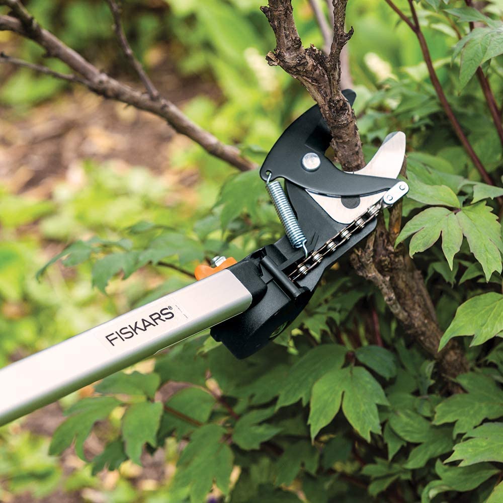 Fiskars 7.9-12 Foot Extendable Tree Pruning Stik Pruner (92406935K)