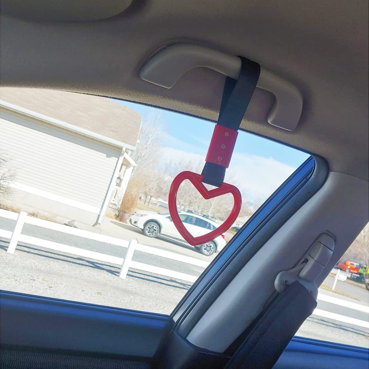 2 Pieces Heart-shaped Jdm Tsurikawa Rings SUV Bus Car Handle Straps Japanese Bosozoku Subway Ring for Car Warning and Interior Exterior Decoration (Red/Black)