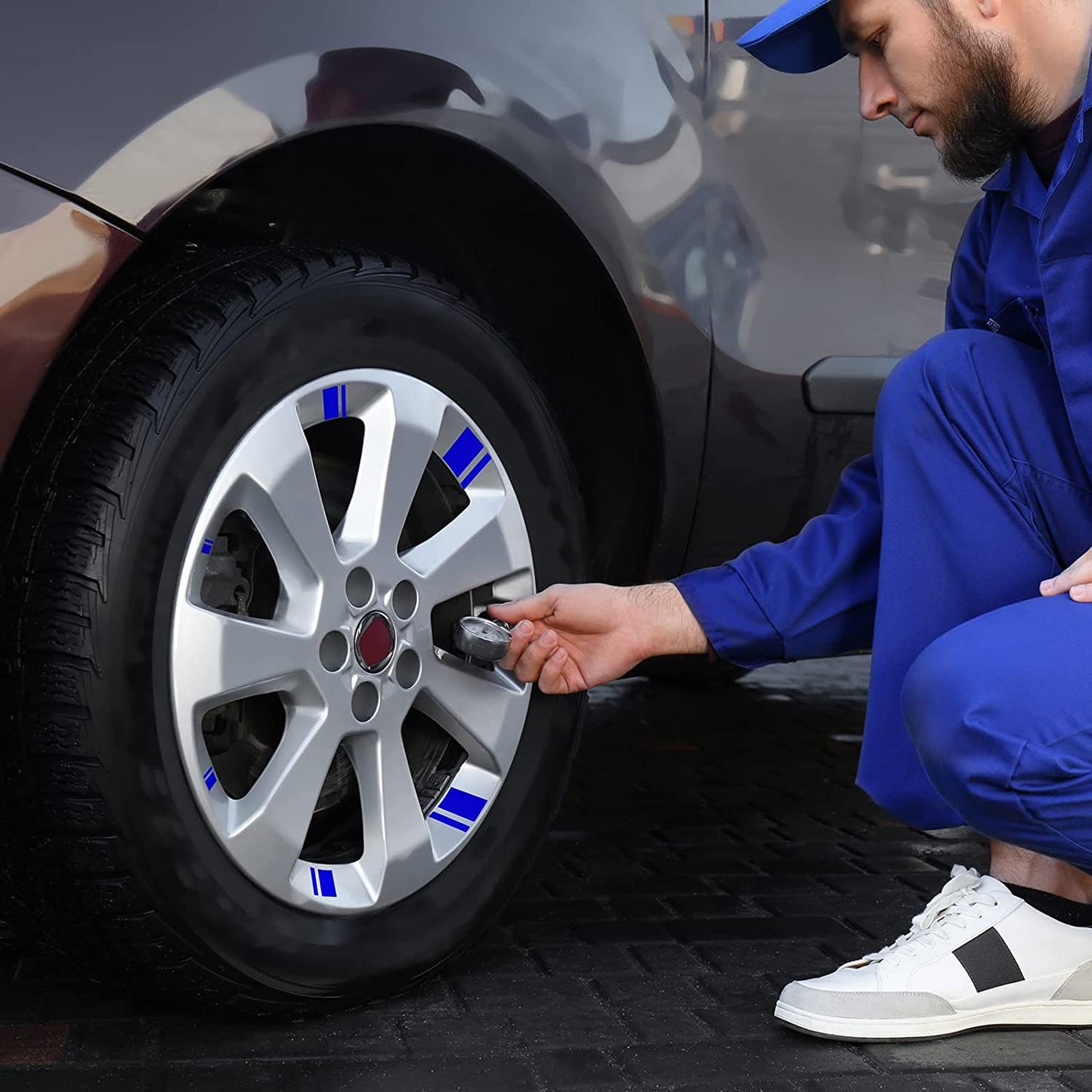 24 Pcs Wheel Rims Decal Stripes Reflective Car Stickers Wheel Hub Stickers Automotive Decals for 18-21 Inch Wheels Tire Rim Safety Automotive Exterior Accessories (Blue)