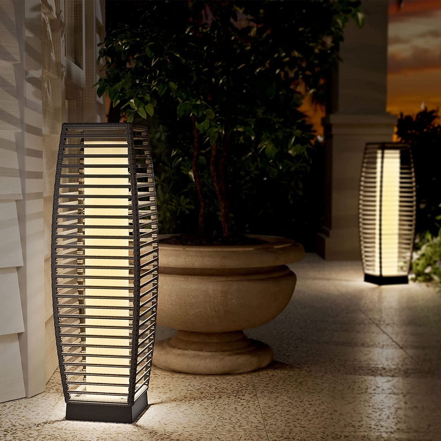 Grand patio Outdoor Solar-Powered Resin Wicker Light, Backyard Decoration, Floor Lamp, Garden and Deck (Black-Large Crossover )
