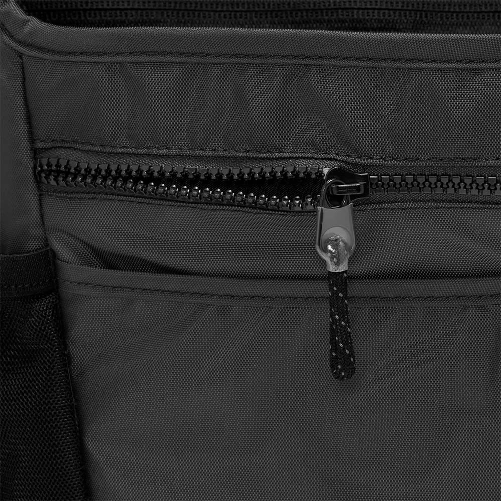 Nike Sportswear Essentials Unisex Adult Messenger Bag