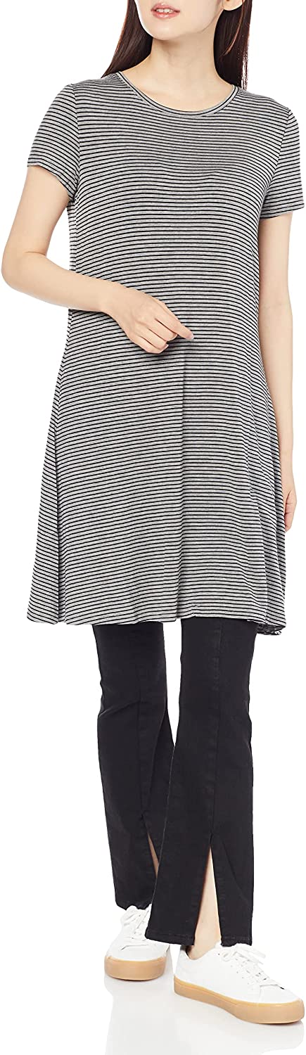 Women's Short-Sleeve Scoop Neck Swing Dress